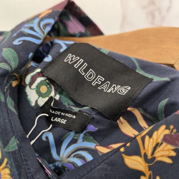 Wildfang Shirt Womens Large Floral Button Up Boxy Cropped Wildflower Navy - Picture 3 of 11